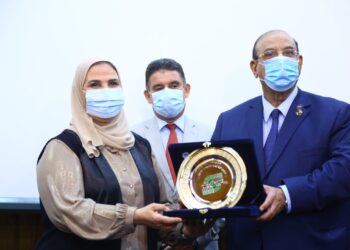 وزيرة التضامن: نلتزم بعلاج الأسباب الجذرية للهجرة غير الشرعية ودمج العائدين من الهجرة 15 - جريدة المساء