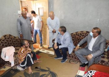 محافظ المنوفية يزور أسرة تعول « 3 » أشقاء من ذوى الهمم 17 - جريدة المساء