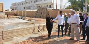 محافظ الوادي الجديد يتفقد أعمال تطوير مساكن الطالبات 1 - جريدة المساء