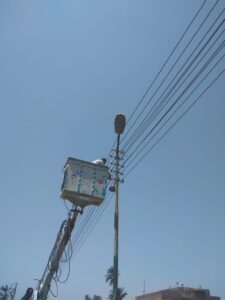 بالصور .. حملات موسعة لإنارة المقابر وإزالة المخلفات بالمدخل الصحراوى لقرية البحرى قمولا بقنا 28 - جريدة المساء