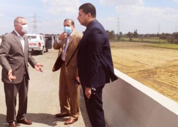 محافظ كفر الشيخ يتفقد الاعمال الجارية بطريق كفر الشيخ دسوق المزدوج 24 - جريدة المساء