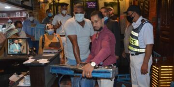 إغلاق مقهي و تحرير 16 محضر إشغال في حملة بالمنيا 2 - جريدة المساء إغلاق مقهي و تحرير 16 محضر إشغال في حملة بالمنيا 1 - جريدة المساء