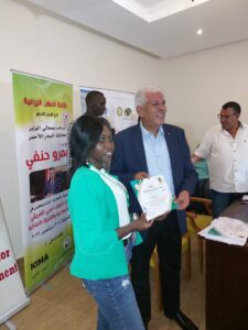 بالصور .. تكريم المشاركين فى منتدى الشباب العربى الأفريقى للبيئة الساحلية والتغيرات المناخية بالغردقة 23 - جريدة المساء