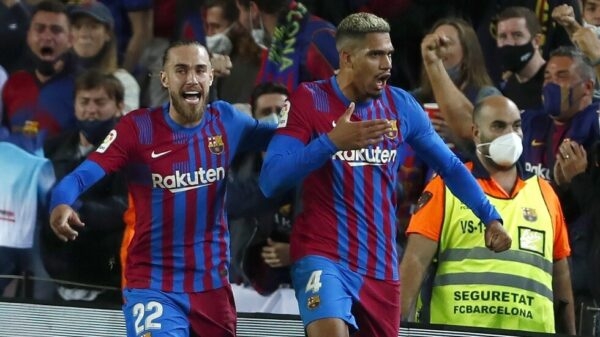 برشلونة ينجو من السقوط أمام غرناطة فى آخر لحظة 19 - جريدة المساء