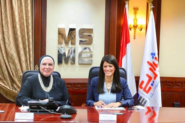 وزيرتا "الصناعة" و"التعاون الدولي" تبحثان توفيرالتمويلات لدعم أنشطة جهاز تنمية المشروعات 18 - جريدة المساء