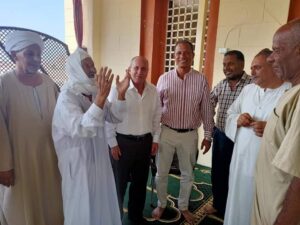 رئيس كهرباء القناة: حلول جذرية لتوصيل الكهرباء للجمعيات والتجمعات السكانية بمدينة القصير 21 - جريدة المساء