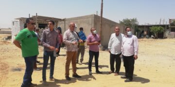 سكرتير مساعد أسيوط يتفقد تنفيذ مشروعات "حياة كريمة" بقرى مركز ديروط 2 - جريدة المساء سكرتير مساعد أسيوط يتفقد تنفيذ مشروعات "حياة كريمة" بقرى مركز ديروط 1 - جريدة المساء