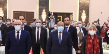 وزير التنمية المحلية ومحافظ بورسعيد يفتتحان الدورة الثالثة لمنتدى بور سعيد الاقتصادى 1 - جريدة المساء