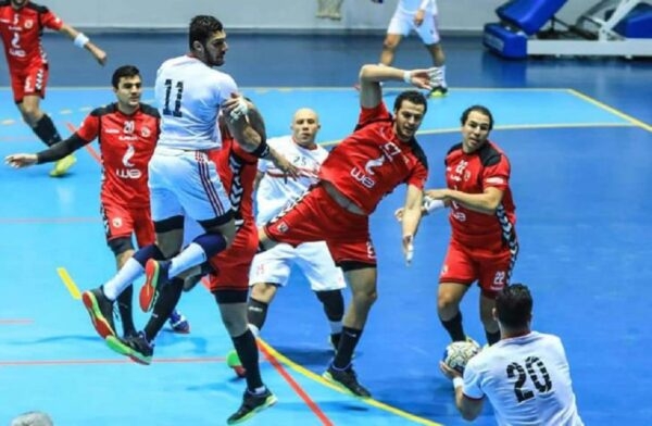 لقطة ارشيفية للاهلى والزمالك