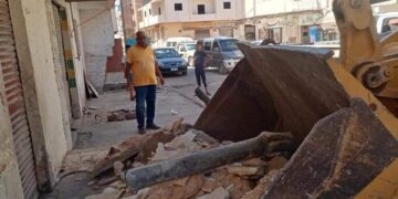 إزالة فورية تعوق تطوير شارع الأزهر بالغردقة 2 - جريدة المساء إزالة فورية تعوق تطوير شارع الأزهر بالغردقة 1 - جريدة المساء