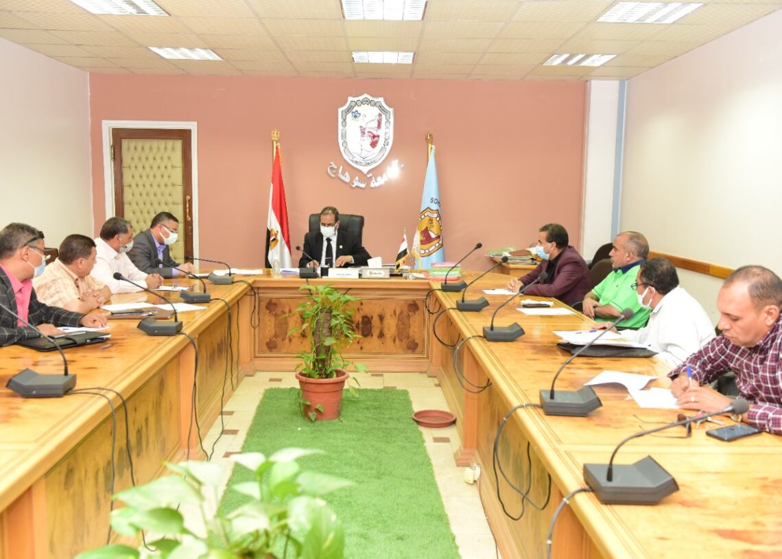 ألسن سوهاج تعلن بدء التقديم لدبلوم الدراسات العليا فى الترجمة المتخصصة 15 - جريدة المساء