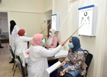 بدء الكشف الطبي للطلاب الجدد الملتحقين بكليات جامعة القاهرة 33 - جريدة المساء