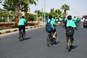 وزير الشباب والرياضة ومحافظ البحر الأحمر يطلقان شارة بدء ماراثون الجري والدراجات بالغردقة 21 - جريدة المساء