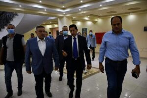بالصور.. وزير الرياضة ومحافظ البحر الأحمر يتفقدان أعمال التطوير بالمدينة الشبابية بالغردقة 29 - جريدة المساء