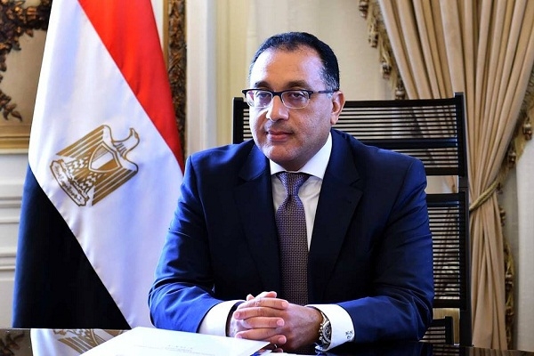 مدبولى يستعرض اصدارات وزارة الثقافة 16 - جريدة المساء