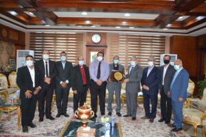 محافظ المنيا يستقبل وفداً من كلية اللاهوت مجمع المثال التابعة للطائفة الإنجيلية 21 - جريدة المساء