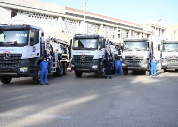 بتكلفة 15 مليون جنيه .. 4 سيارات نافوري جديدة  لخدمة مشروعات الصرف الصحي بقرى "حياة كريمة" بقنا  20 - جريدة المساء