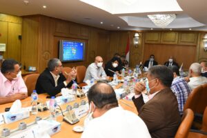 محافظ قنا يعقد اجتماعًا موسعًا لمتابعة سير العمل بمدينة الأمل الجديدة بنجع حمادى 21 - جريدة المساء