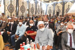 بالصور.. محافظ قنا وأعضاء مجلسى النواب والشيوخ يدشنون مبادرة لتطوير قرى "الدم والنار" فى مؤتمر جماهيرى بـ"حمرا دوم" 25 - جريدة المساء
