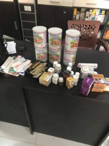 بالصور.. ضبط مخالفات بالجملة فى حملات مكثفة على الصيدليات ومخازن الدواء بمراكز قنا 35 - جريدة المساء