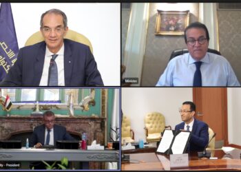 الاتصالات تتعاون مع جامعتى عين شمس والمنصورة لتنفيذ مشروعات بحثية باستخدام أحدث التقنيات 32 - جريدة المساء