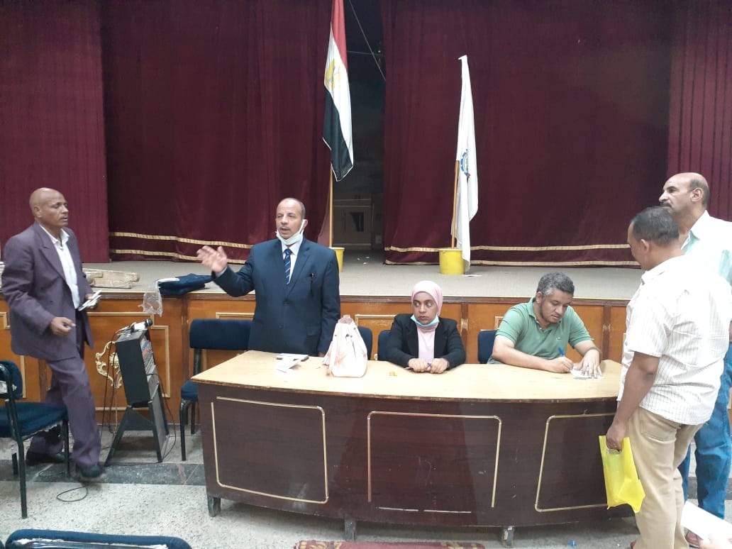 وكيل وزارة التعليم بقنا يتابع تطعيم العاملين بديوان المديرية والمدارس بلقاح "كورونا" 20 - جريدة المساء وكيل وزارة التعليم بقنا يتابع تطعيم العاملين بديوان المديرية والمدارس بلقاح "كورونا" 19 - جريدة المساء