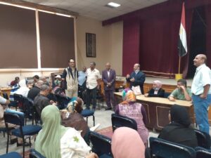 وكيل وزارة التعليم بقنا يتابع تطعيم العاملين بديوان المديرية والمدارس بلقاح "كورونا" 21 - جريدة المساء