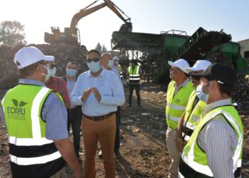 محافظ الدقهلية يتفقد سير العمل بمصنع تدوير المخلفات البلدية ب"أجا" بعد تطويره 21 - جريدة المساء