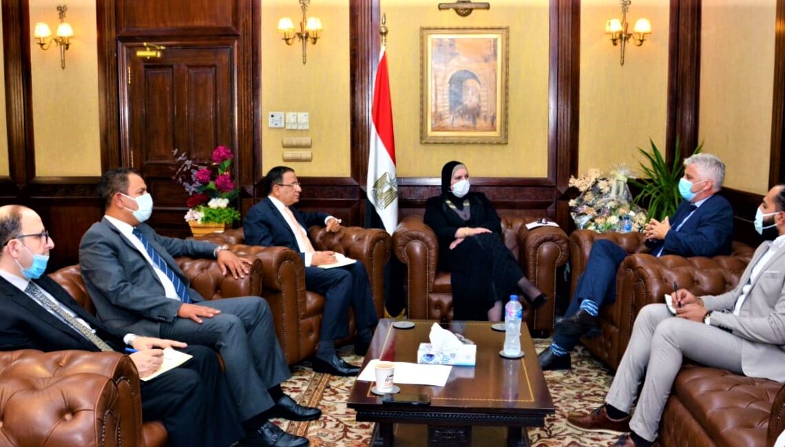 نيفين جامع: شركة امريكية كبرى تضخ استثمارات جديدة في الملابس الجاهزة 19 - جريدة المساء نيفين جامع: شركة امريكية كبرى تضخ استثمارات جديدة في الملابس الجاهزة 18 - جريدة المساء