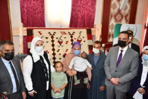 وزيرة التضامن الاجتماعى فى الفيوم: ٢٠ مليون جنيه لتوزيع ١٠٠٠ نول على أسر العمالة غير المنتظمة فى ١٤ محافظة 20 - جريدة المساء