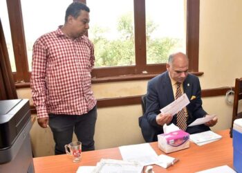 بدء إعطاء لقاح كورونا وتوقيع الكشف الطبى على الطلاب الجدد بجامعة الأقصر 24 - جريدة المساء