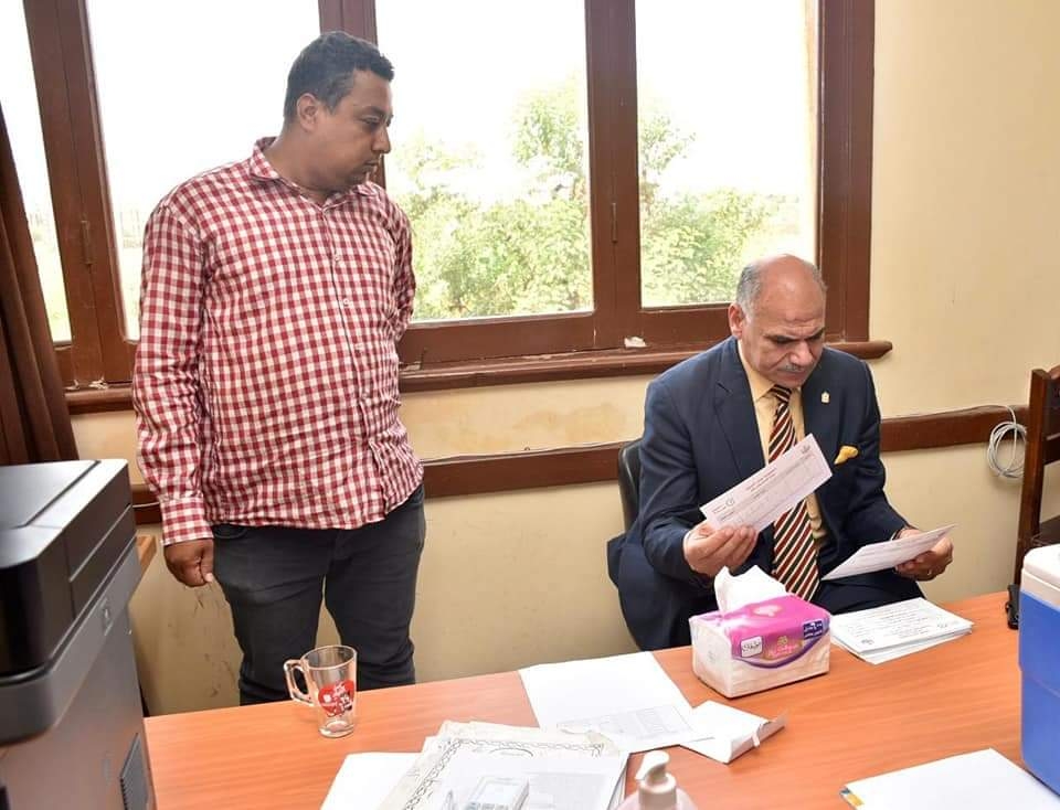 بدء إعطاء لقاح كورونا وتوقيع الكشف الطبى على الطلاب الجدد بجامعة الأقصر 19 - جريدة المساء