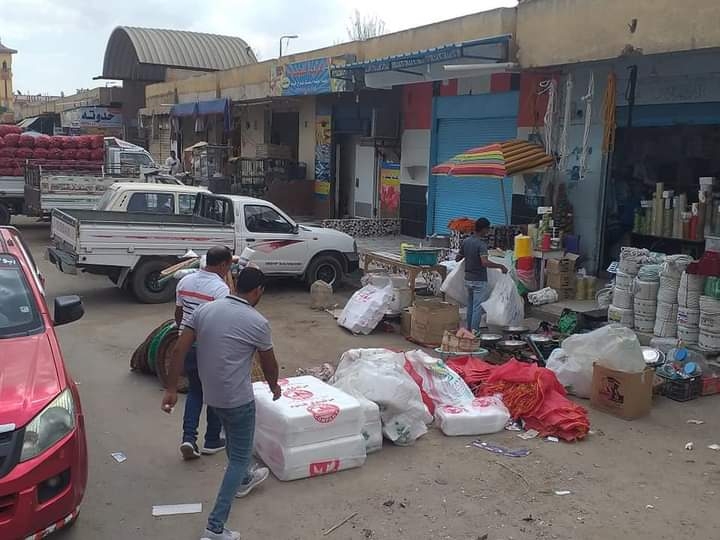 إزالة إشغالات شارع الوكالة وغلق ورشة دوكو فى حملة مسائية بالعامرية 20 - جريدة المساء إزالة إشغالات شارع الوكالة وغلق ورشة دوكو فى حملة مسائية بالعامرية 19 - جريدة المساء