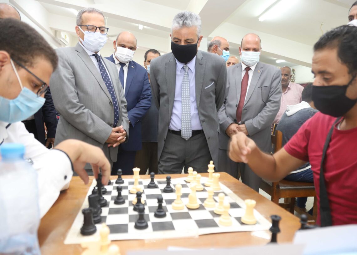 بالصور.. انطلاق فعاليات الملتقى الثاني للشطرنج بجامعة جنوب الوادى 17 - جريدة المساء