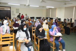 بالتعاون مع مؤسسة "النداء" .. دورة تدريبية لطلاب كلية الزراعة بجامعة جنوب الوادى 27 - جريدة المساء