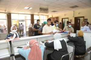 بدء الكشف الطبى للطلاب الجدد بجامعة جنوب الوادى 25 - جريدة المساء