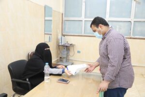 بدء الكشف الطبى للطلاب الجدد بجامعة جنوب الوادى 27 - جريدة المساء