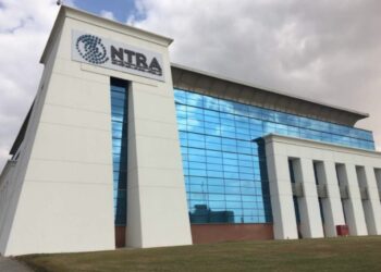 «تنظيم الاتصالات» : التحويل بين شركات الانترنت الثابت خلال 72 ساعة مجانا 31 - جريدة المساء