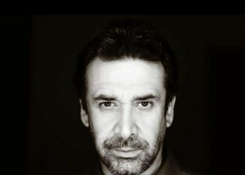 مهرجان القاهرة السينمائي يكرم كريم عبد العزيز بجائزة فاتن حمامة للتميز في الدورة الـ 43 28 - جريدة المساء