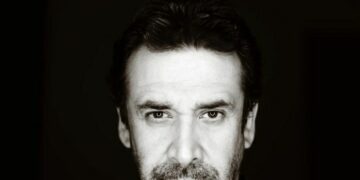 مهرجان القاهرة السينمائي يكرم كريم عبد العزيز بجائزة فاتن حمامة للتميز في الدورة الـ 43 1 - جريدة المساء