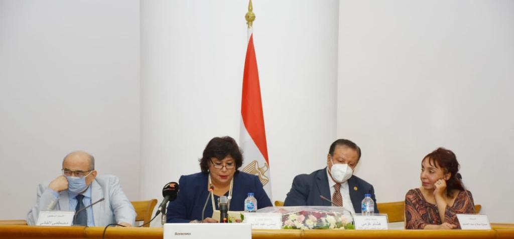وزيرة الثقافة تطلق فعاليات الاحتفاء بصلاح عبدالصبور في مؤتمر فارس الكلمة 18 - جريدة المساء وزيرة الثقافة