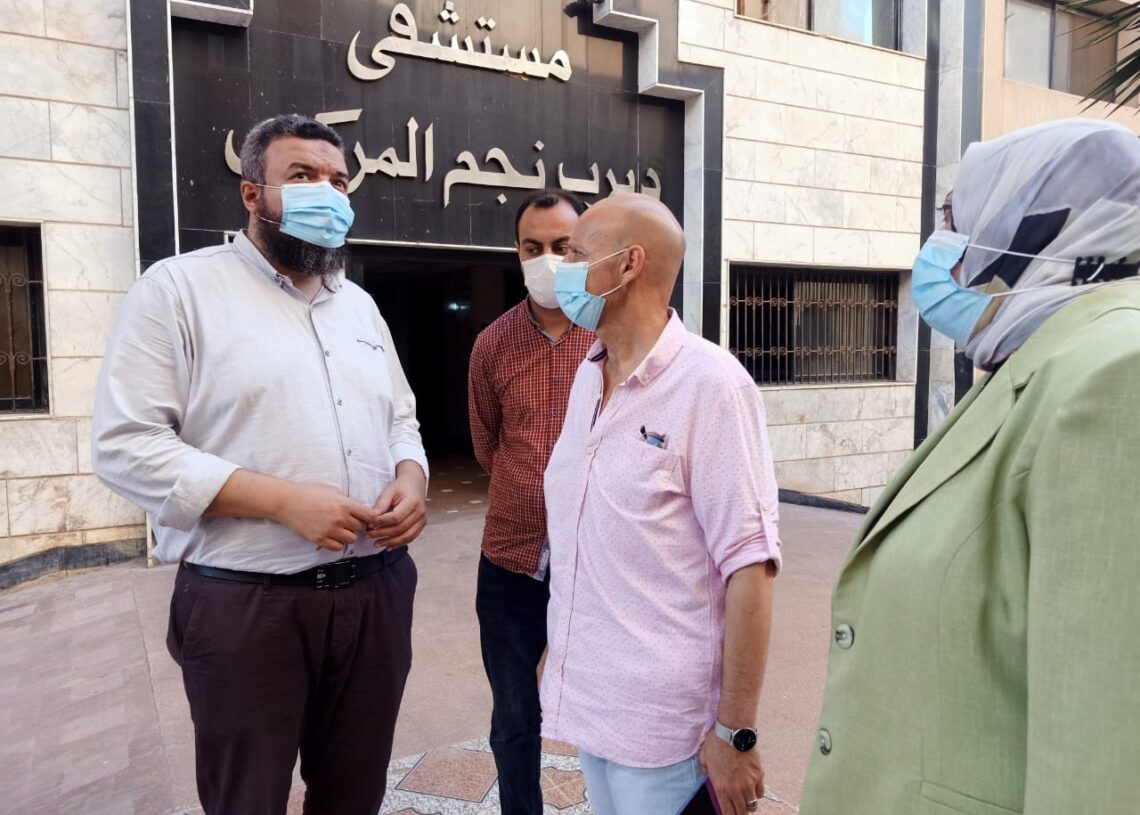 وكيل وزارة الصحة بالشرقية يتفقد سير العمل بمستشفي ديرب نجم المركزي 19 - جريدة المساء