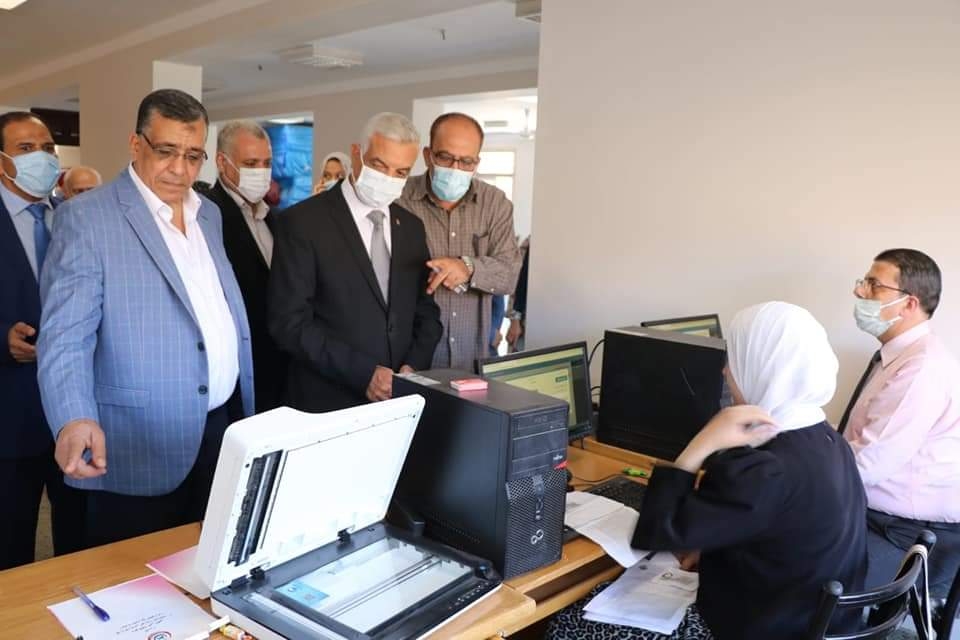 رئيس جامعة المنوفية يتفقد أماكن تطعيم «كورونا » بكليتى الحاسبات والتربية 19 - جريدة المساء