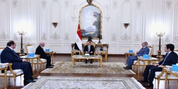 السيسي خلال استقباله عقيلة وحفتر : جهود مصر مستمرة لدعم وحدة المؤسسات الوطنية الليبية 2 - جريدة المساء السيسي خلال استقباله عقيلة وحفتر : جهود مصر مستمرة لدعم وحدة المؤسسات الوطنية الليبية 1 - جريدة المساء