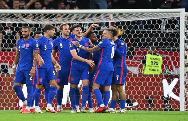 منتخب إنجلترا "ذل" المجر على ملعبها برباعية 19 - جريدة المساء منتخب إنجلترا "ذل" المجر على ملعبها برباعية 18 - جريدة المساء