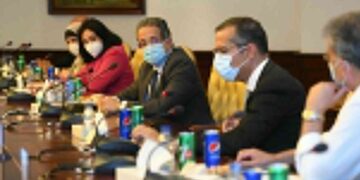 وزيرا السياحة والاتصالات يتابعان الموقف التنفيذى لمشروعات التحول الرقمى وتطوير البنية التكنولوجية السياحية 2 - جريدة المساء وزيرا السياحة والاتصالات يتابعان الموقف التنفيذى لمشروعات التحول الرقمى وتطوير البنية التكنولوجية السياحية 1 - جريدة المساء