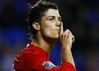 مانشستر يونايتد يتغزل فى رونالدو بـ"أغنية لأم كلثوم".."شاهد" 24 - جريدة المساء