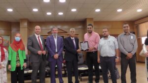 رئيس جامعة جنوب الوادى يلتقى بأعضاء هيئة التدريس بكلية العلاج الطبيعى 21 - جريدة المساء