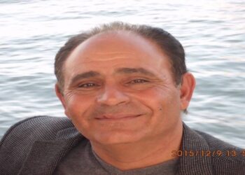 مكوجى الحياة.. قصيدة للشاعر مدحت منير 33 - جريدة المساء