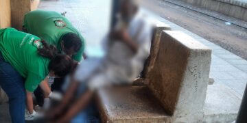 "التضامن" تنقذ صاحب الـ 90 عاماً.. تخلى أبناؤُه عنه فى شوارع الإسكندرية 1 - جريدة المساء